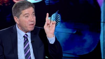 خبير سياسي يكشف لـ