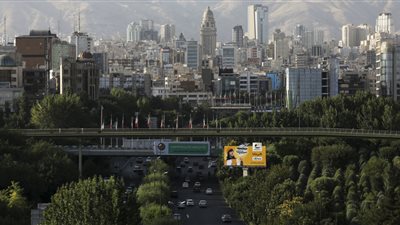 لليوم الثاني.. تعليق الدراسة في إيران بسبب تلوث الهواء  