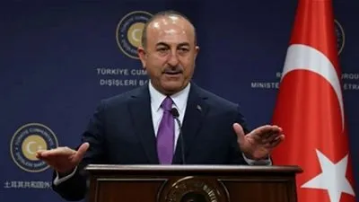 وزير الخارجية التركي يهدد بالإنتقام من فرض أي عقوبات أمريكية