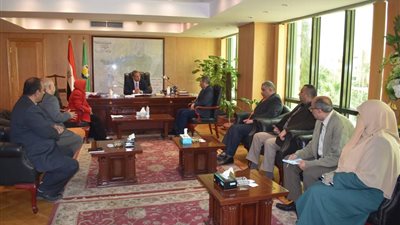 محافظ الفيوم يستقبل رئيس شركة الإنتاج الحربي لبحث مجالات التعاون المشترك