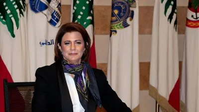 وزيرة الداخلية اللبنانية تناشد المتظاهرين السلميين ترك الساحة
