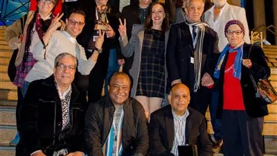 الطوق و الأسورة 