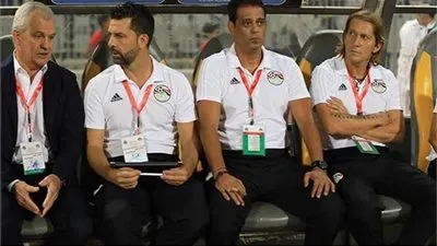 مدرب منتخب مصر السابق يفجر مفاجأة مدوية بشأن مصطفى محمد 