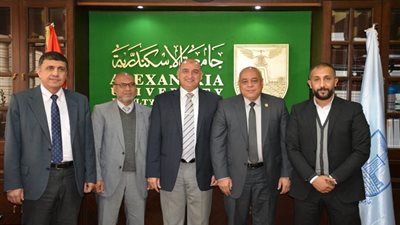 مصر لتأمينات الحياة توقع بروتكول مع كلية التجارة بجامعة الإسكندرية لتوظيف الخرجين