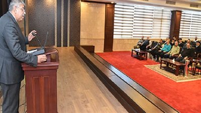 انتقادات من وفد 