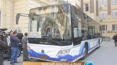 التذكرة بـ10 جنيه ومراقب بـ6 كاميرات.. الأوتوبيس الكهربائي الجديد بالقاهرة