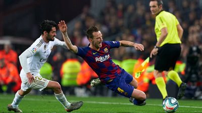 ترتيب الدوري الإسباني بعد تعادل برشلونة أمام ريال مدريد