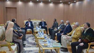 جامعة أسوان تستقبل لجنة الدراسات الزراعية