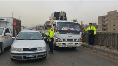 شلل مرورى أعلى كوبرى أكتوبر بمنطقة التحرير