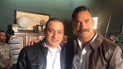 من أمام الحرم المكي.. أمير كرارة يوجه رسالة إلى محمد دياب والأخير يرد: 