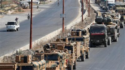 آليات عسكرية تركية تدخل إدلب السورية