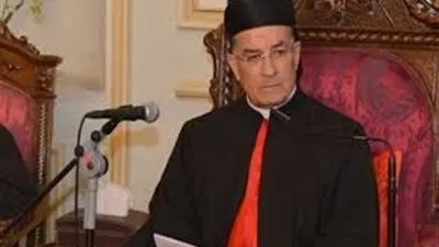 البطريرك الماروني يرفع الصلاة من أجل حل العقد السياسية