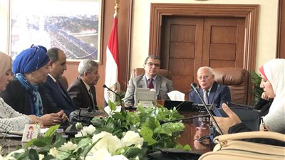 محافظ بورسعيد: الشعب المصري ينقصه فقط الفرحة بالإنجازات