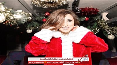 نجوى كرم ترتدي زي 