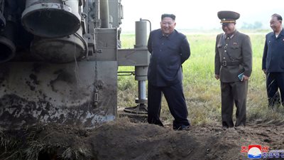 اجتماع لزعيم كوريا الشمالية مع قادة الجيش  