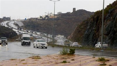 أمطار رعدية ورياح نشطة في 6 مناطق بالمملكة