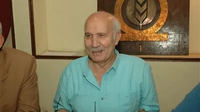 رئيس حزب التجمع يوافق على قانون المحليات الجديد