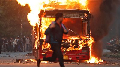 قتلى وجرحى جراء حريق بمخزن في الهند