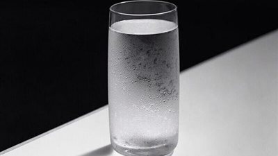 احذر.. الإفراط في شرب المياه يهدد حياتك!