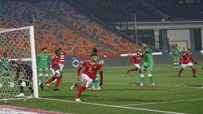 الفوز الثامن على التوالي.. الأهلي يضرب الاتحاد السكندري برباعية نظيفة