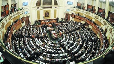 عبدالعال يرفع جلسات البرلمان.. والانعقاد 12 يناير