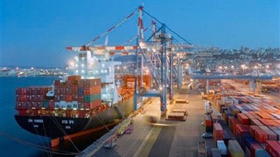 موانئ الإسكندرية: اتعودنا على سوء الأحوال الجوية (فيديو)