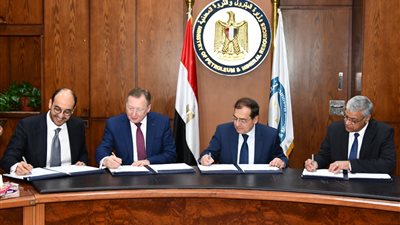 باستثمارات 155 مليون دولار.. البترول توقع 4 إتفاقيات جديدة 