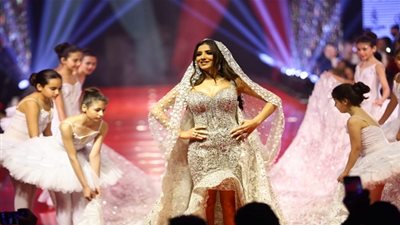 بسبب الفستان الأخير.. مي عمر تخطف صدارة تريند جوجل لليوم الثاني على التوالي