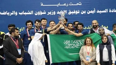 النادي الأهلي يتوج بكأس بطولة غرب آسيا لكرة الطاولة