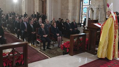 البطريرك المارونى في قداس الميلاد: نفرح لكن فى القلب غصة