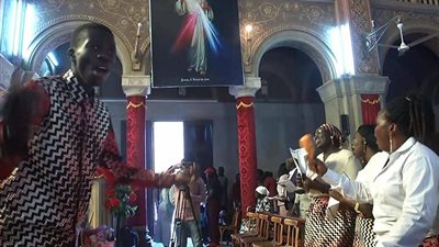 مسيحيو السودان يحتفلون بعيد الميلاد المجيد