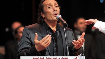 زغاريد وهدايا وأغاني بناء على رغبة الجمهور في حفل علي الحجار بالجامعة الأمريكية 