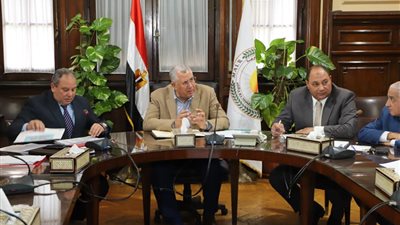 وزير الزراعة يوجه بتيسير إجراءات التقنين على المواطنين