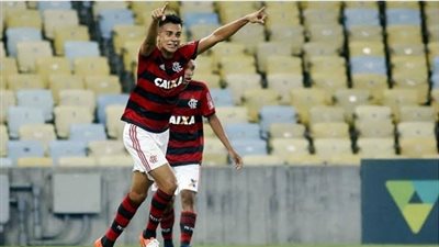 الموهبة البرازيلية تقحم ريال مدريد في أزمة مع برشلونة