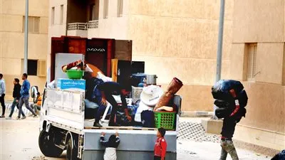 القاهرة في 2019.. نقل آلاف الأسر من المناطق العشوائية وتشغيل أول أتوبيس كهربائي