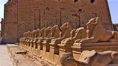 الأثار تنهي الجدل بشأن نقل تماثيل طريق الكباش 