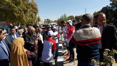 وزير الرياضة يشارك في حملة 