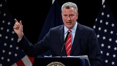 عمدة نيويورك: حادثة الطعن داخل منزل الحاخام 