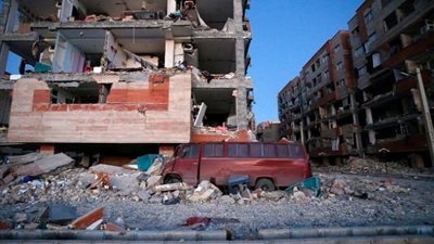 زلزال بقوة 5.4 درجات يضرب جنوب إيران