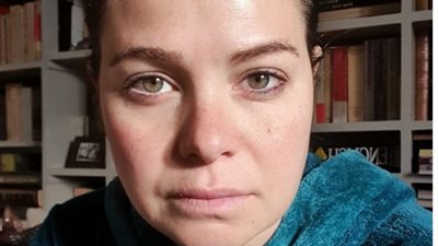 بدون مكياج.. يسرا اللوزي تشارك جمهورها بصورة جديدة: