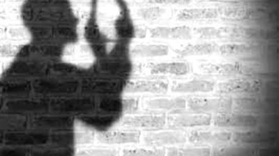 الانتحار بالمنيا في 2019.. طالبة تنتحر من أعلى كوبرى وآخر يشنق نفسة بحزام شنطته وفتاة تتخلص من حياتها بإيشارب