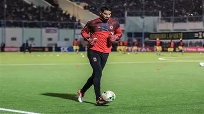 الأهلي يفحص حارسه طبيا