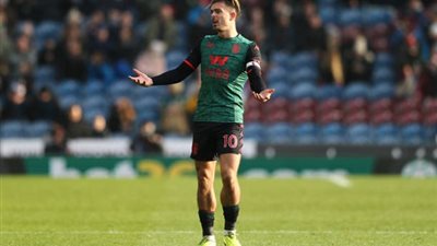 إلغاء هدف لأستون فيلا ضد بيرنلي