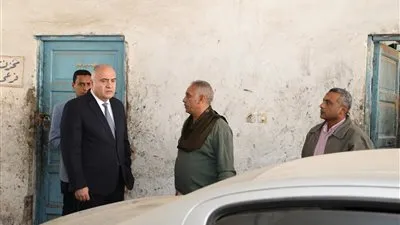 محافظ قنا: منع جرارات القصب بالمبيت أو السير بأكثر من مقطورتين في الشارع