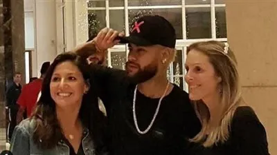 نيمار يعود إلى برشلونة بـ