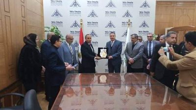 عبدالمحسن سلامة يطالب المجتمع المدني بتمويل المشروعات الخدمية