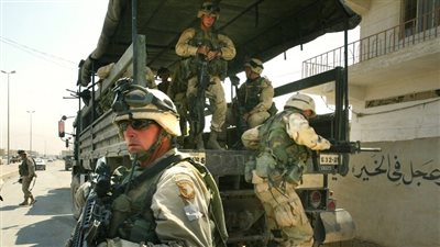 قوات أمريكية تتوجه إلى العراق لتأمين السفارة في بغداد (صور)