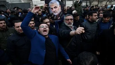 بريطانيا تحذر رعاياها من السفر إلى العراق وإيران