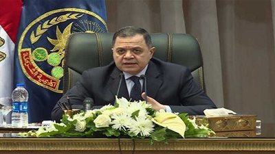 بمناسبة العام الجديد.. وزير الداخلية يمنح السجناء زيارة استثنائية