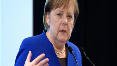 خبير أمني يكشف عن تحركات المستشارة الألمانية لحل الأزمة الليبية